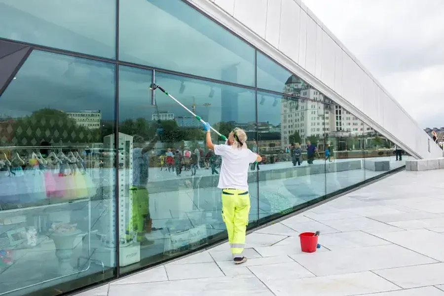 Premium Exterior Window Cleaning Sioux City, IA Premium Exterior Window Cleaning Sioux City, IA